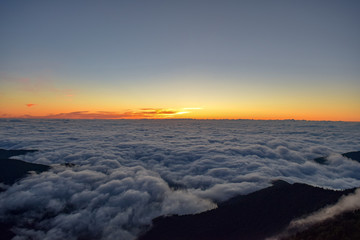 Fototapeta na wymiar 蝶ヶ岳から見る日の出