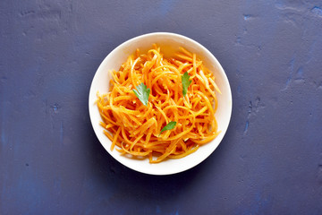 Healthy carrot salad