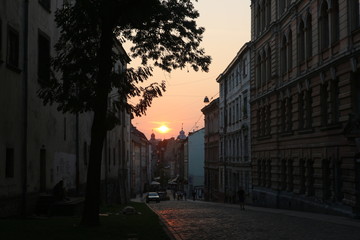 Lviv, sunset, city ,building, urban 
