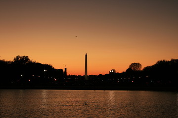 Fototapeta na wymiar The Washington Monument at Sunset