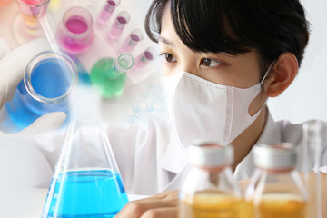 実験する研究者