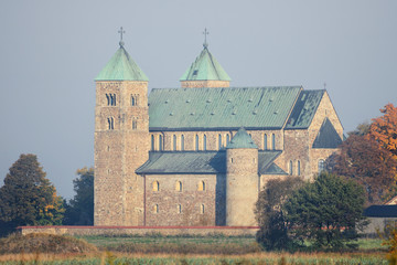 Kolegiata w Tumie (województwo łódzkie) © Tomasz Warszewski