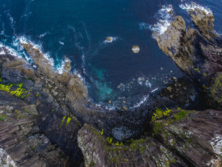 Fototapeta na wymiar Waves on Cliffs