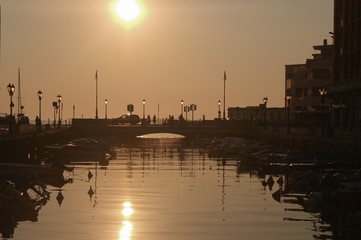 Sunset Canal – Tierste