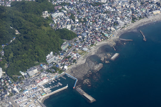 逗子葉山マリーナ付近を空撮