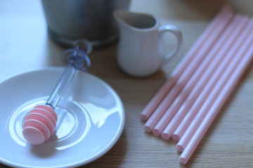 pink tableware food