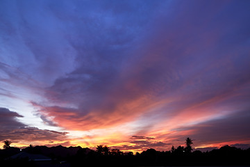 Dramatic Sky and Sun Rays Background