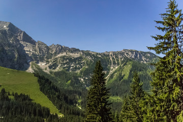 Fototapeta na wymiar Beautiful alpine view at Berchtesgaden - Bavaria - Germany