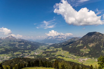 Naklejka na ściany i meble Beautiful alpine view at the Buchensteinwand - Tyrol - Austria