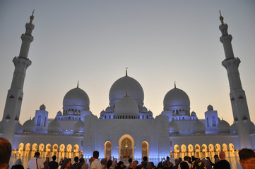 Sheik ZAhyed Grand Mosque in Abu Dhabi,