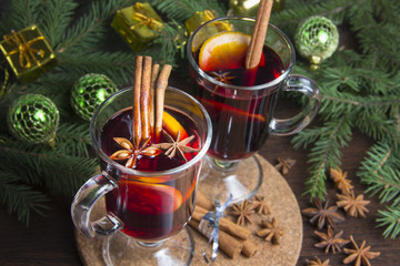 Christmas mulled wine with cinnamon and orange