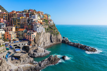 Fototapeta na wymiar Manarola, colorful village of Cinque Terre, Italy