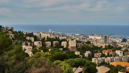 Fototapeta na wymiar Beautiful panorama of Haifa sity on mount Carmel