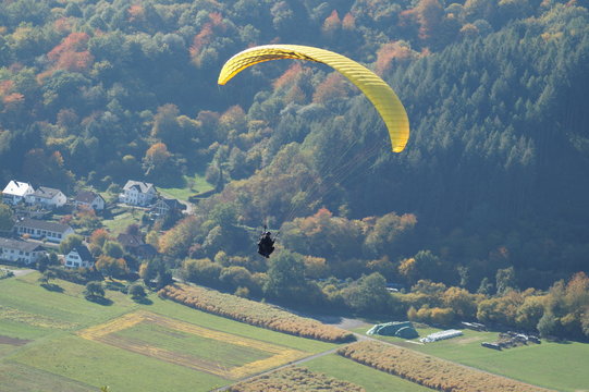&Uuml;ber der Eifel
