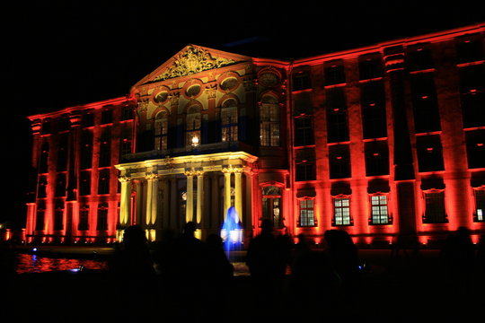 Schloss Bruchsal bei Nacht in Sonderbeleuchtung
