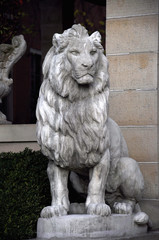 Fototapeta na wymiar lion statue 1