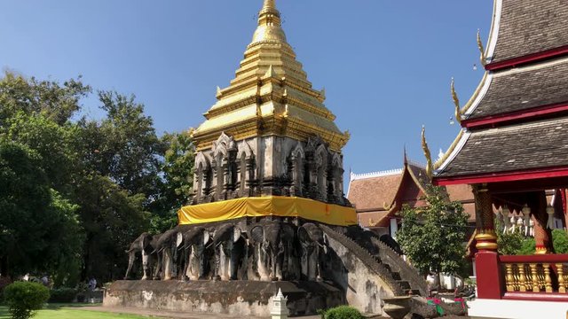 Wat Chiang Man budist temple in Bangkok
