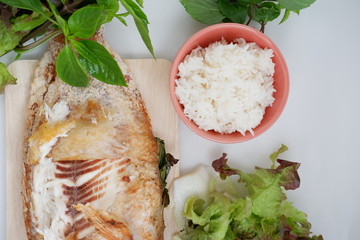 grilled fish with salt