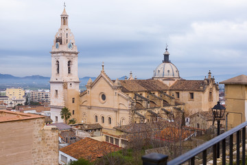 Obraz premium View on city and church in Xativa