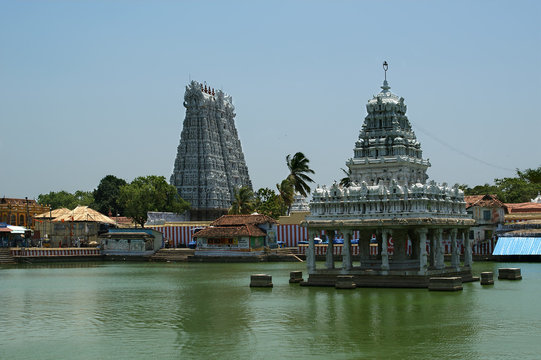 Suchindram temple dedicated to the gods Shiva, Vishnu and Brahma, protected by UNESCO. Kanniyakumari, Tamil Nadu, South India