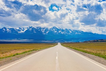 Highway from the desert to the mountains