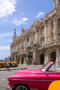 Gran Teatro De La Habana Alicia Alonso , Oldtimer 