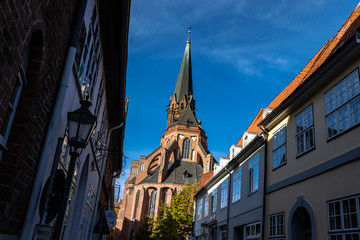Fototapeta na wymiar Nicolaikirche in Lüneburg