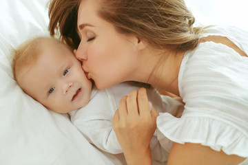 Fototapeta na wymiar Beautiful woman with a baby 