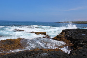 Fototapeta na wymiar Ocean coast of Hawaii big island