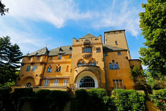 Neue Hakeburg