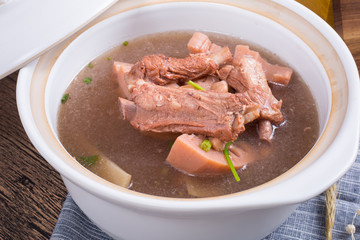 Pork lotus root