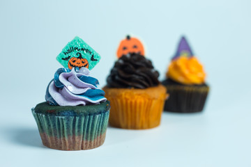 Halloween cupcakes.