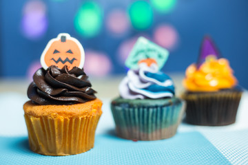 Halloween cupcakes.