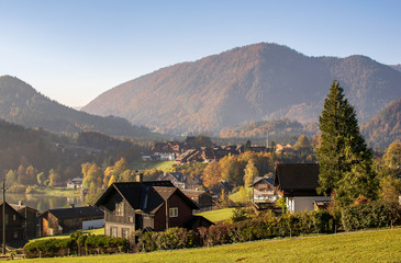 Fototapeta na wymiar Ansichten Grundlsee in der Steiermark Österreich