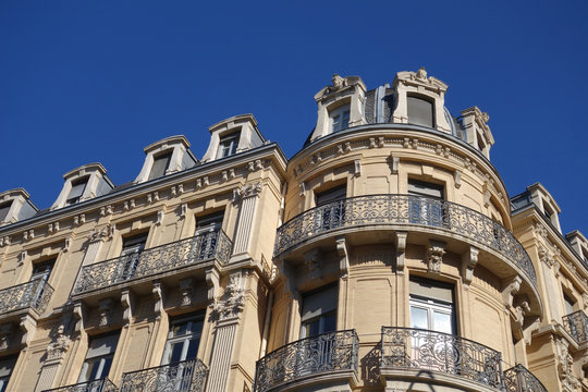 appartement dernier &eacute;tage