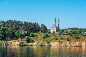 Obraz premium church on the river