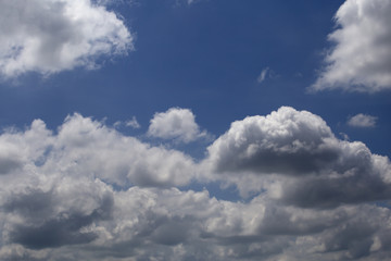 Fototapeta na wymiar Beautiful blue sky and cloud.