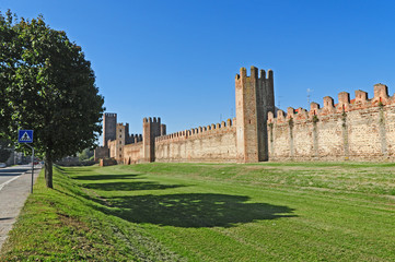 Fototapeta na wymiar Le mura di Montagnana - Padova