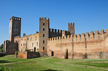 Fototapeta na wymiar Mura e castello di Montagnana - Padova