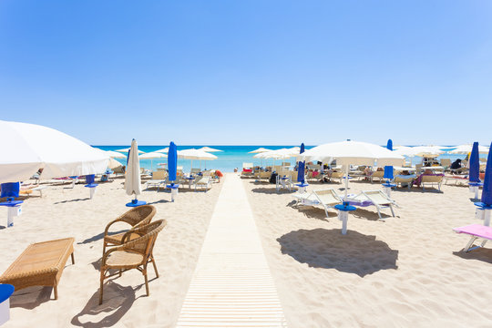 Lido Venere, Apulia - Runway to the beautiful beach of Spiaggia di Posto Vecchio