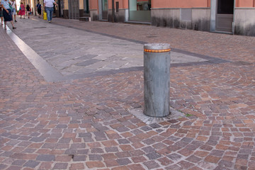 Cilindro dissuasore iper evitare l'entrata nel  centro storico