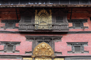Fototapeta na wymiar The architecture around Patan Durbar Square, an UNESCO Heritage in Kathmandu Valley