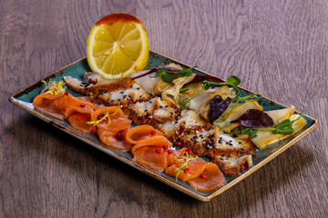 Sliced fish plate