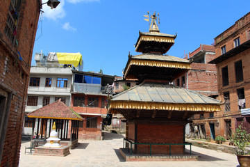 The interesting architecture of temples around the old town in Dhulikhel (which famous for trekking)
