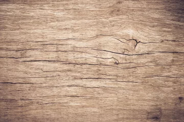 Draufsicht braunes Holz mit Riss, alter Grunge dunkel strukturierter Holzhintergrund, die Oberfläche der alten braunen Holzstruktur © sorrapongs