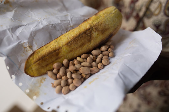 Ghanaian Roasted Plantain And Peanut