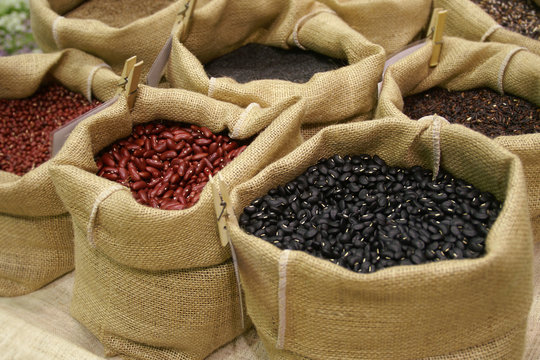 Black, Red Beans and Grains in Burlap Sacks © masummerbreak