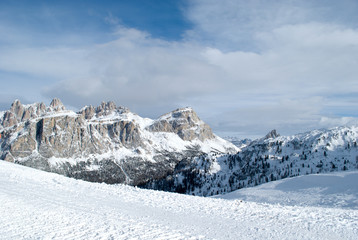 le bellissime Dolomiti d'inverno