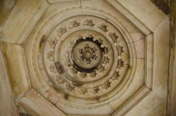 CHITRAGUPTA TEMPLE, Maha Mandapa - Ceiling, Western Group, Khajuraho, Madhya Pradesh, UNESCO World...