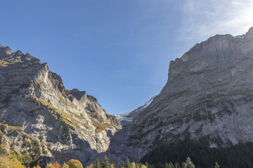 Blick auf einen Berg in Interlaken Schweiz